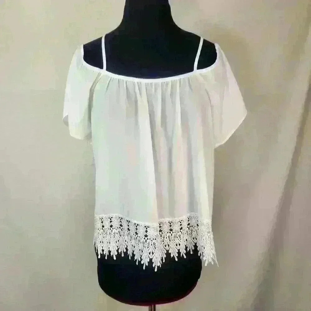 Beautiful White Kimchi Blue Cold Shoulder Spaghetti Strap Top Wide Lace Hem Med‎